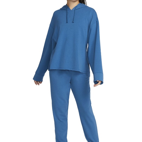 Nike Women's Yoga Dri-FIT Fleece Hoodie - Picture 9 of 10